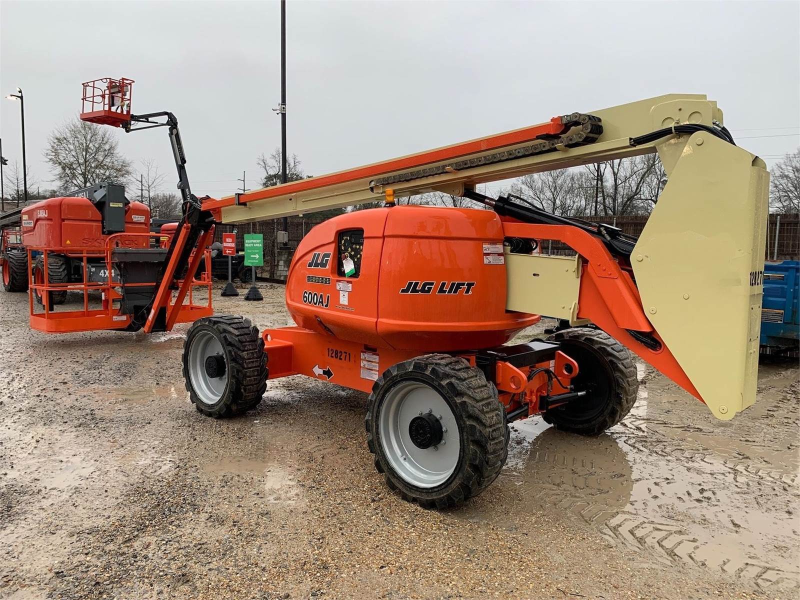 2013 JLG 600AJ Articulating Boom Lift For Sale, 2,999 Hours Nashville