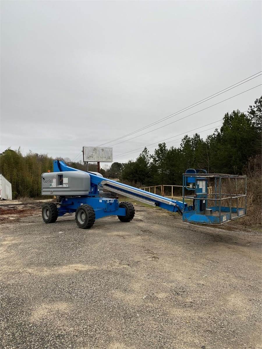 2014 Genie S40 Telescopic Boom Lift For Sale, 2,200 Hours Pendleton