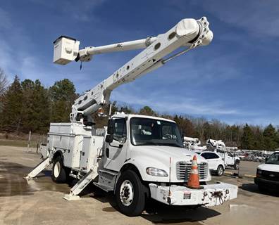 ALTEC A55E MH ARTICULATING BOOM MOUNTED ON A 2017 FREIGHTLINER M2-106, CUMMINS POWER, ALLISON AUTOMATIC, EXTENDED SIDE REACH