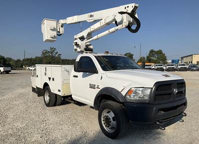2018 Altec AT40G Aerial Lift  - 45' Working Height/Unit Operates without Outriggers