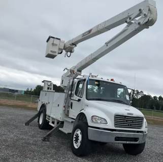 2019 FREIGHTLINER M2-106 EQUIPPED W/ TEREX HI-RANGER TC55 BOOM, 60' WORKING HEIGHT, MATERIAL HANDLING JIB, 4X4