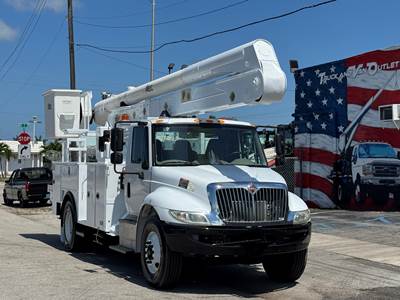 2017 INTERNATIONAL 4300 EQUIPPED WITH ALTEAC AA55-MH 61' ARTICULATING BOOM W/ MATERIAL HANLDING JIB, CUMMINS POWER, ALLISON AUTOMATIC, (3 IN STOCK)
