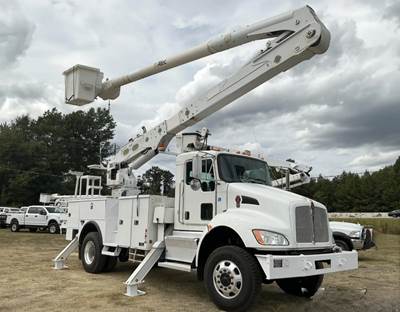 2016 Kenworth T370  - Altec AA55 MH Boom, 61 ft Working Height, 2-Man Platform, Clean Carfax