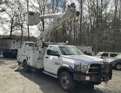 2018 RAM 5500HD EQUIPPED W/ ALTEC L37P ARTICULATING OVER-CENTER BOOM W/ MATERIAL HANDLING JIB, CUMMINS POWER PAIRED TO AISIN TRANSMISSION