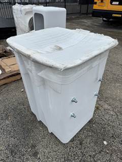 2024 VERSALIFT FIBERGLASS BUCKET PLATFORM – SINGLE MAN – OEM PART #12422-5