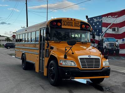 2013 BLUEBIRD VISION PASSENGER BUS, RATED FOR 48 PAX, CUMMINS ENGINE, ALLISON AUTOMATIC, LOW MILES, CLEAN
