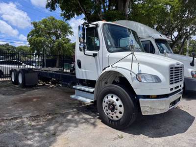 2017 Freightliner M2 106 Tandem Axle, CAB & CHASIS, Straight Frame, Cummins ISL 8.9L, Allison Automatic.