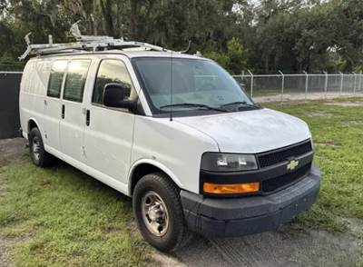 2018 CHEVY G2500 EXPRESS CARGO VAN, 4.3L V6, 8-SPEED AUTOMATIC, ADRIAN STEEL LADDER RACK & SHELVES- 1-OWNER
