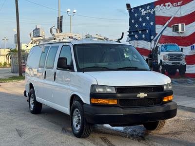 2018 CHEVY G2500 EXPRESS CARGO VAN, 4.3L V6, 8-SPEED AUTOMATIC, ADRIAN STEEL LADDER RACK & SHELVES- 1-OWNER