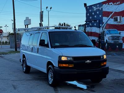 2019 CHEVY G2500 EXPRESS CARGO VAN, 4.3L V6, 8-SPEED AUTOMATIC, CLEAN CARFAX W/ SERVICE RECORDS, LADDER RACK