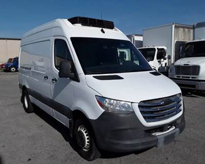 2019 Freightliner Sprinter 3500 Refrigerated Van  - Carrier INTEGRA 30S Reefer, Off-Lease,***Many in Stock***