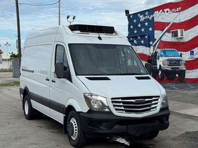2019 Freightliner Sprinter 3500 Refrigerated Van Cargo Van - Carrier INTEGRA 30S Reefer, Off-Lease,***Many in Stock***