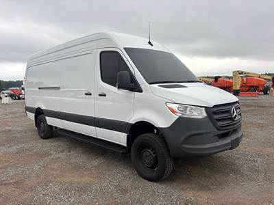 2024 MERCEDES BENZ SPRINTER 2500 HIGH ROOF CARGO VAN, AWD, DIESEL, VERY LOW MILES, CLEAN CARFAX, WON'T LAST