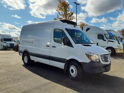 2017 Mercedes-Benz Sprinter 3500 Extended Cab Cargo Van - Carrier INTEGRA 30 Refrigerated Box Van