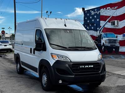 2025 RAM PROMASTER 2500 HIGHROOF FULLY EQUIPPED FOR PRESSURE WASHING BUSINESS, LIKE NEW CONDITION