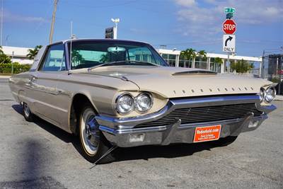 1964 Ford Thunderbird Coupe, 6.4L V8, 3-Speed Automatic