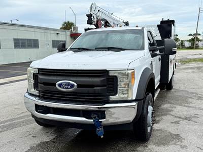 2017 Ford F-550 - Photo 6