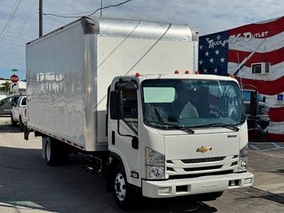 2020 Chevrolet LCF 4500HD, Diesel, Auto, 18' Box Truck, Liftgate