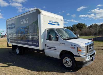 2022 FORD E-350 CUTAWAY, 16' PARCEL VAN, ALUMINUM BOX, 7.3L V8, AUTOMATIC, 1-OWNER, PRICED FOR A QUICK SALE