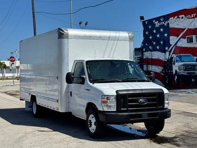 2022 FORD E-350SD CUTAWAY, 16' MORGAN CUBE BODY, STEP BUMPER, WALK-UP RAMP, LOW MILES, FLEET MAINTAINED