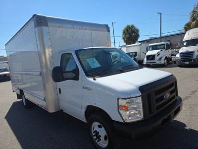 2022 FORD E-350SD CUTAWAY, 16' MORGAN CUBE BODY, STEP BUMPER, WALK-UP RAMP, LOW MILES, FLEET MAINTAINED