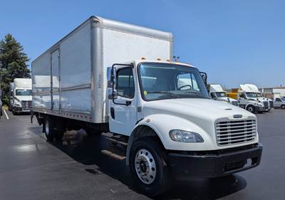 2020 Freightliner Business Class M2-106, 26' Box, Litfgate, NON-CDL, 201K Miles