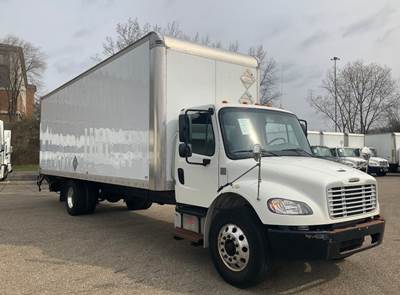 2019 FREIGHTLINER M2-106, HARD-TO-FIND 28' BOX W/ LIFTGATE, NON-CDL, LOW MILES, 1-OWNER, FLEET MAINTAINED