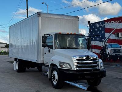 2019 HINO 268 26' BOX TRUCK, E-TRACKS, 1-OWNER, FLEET MAINTAINED, ALLISON AUTOMATIC, CLEAN CARFAX, 7.6L DIESEL
