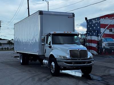 2020 INTERNATIONAL MV607 BOX TRUCK, HARD-TO-FIND 28' BODY HI-CUBE, CUMMINS POWER, ALLISON AUTO, 1-OWNER