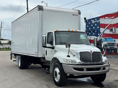 2021 INTERNATIONAL MV607 24' BOX TRUCK, ALUMINUM LIFTGATE, AIR RIDE, FLEET MAINTAINED, CUMMINS POWER, NON-CDL