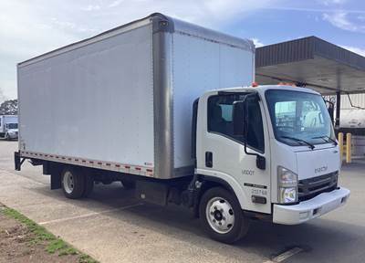 2019 ISUZU NRR BOX TRUCK, HARD-TO-FIND 20' BOX W/ LIFTGATE, 5.2L TURBO DIESEL, AISIN AUTOMATIC, SERVICE RECORDS