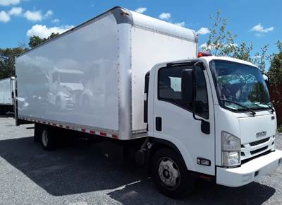 2019 ISUZU NRR BOX TRUCK, HARD-TO-FIND 22' BODY, ALUMINUM RAILGATE, 5.2L TURBO DIESEL, AISIN 6-SPEED AUTO