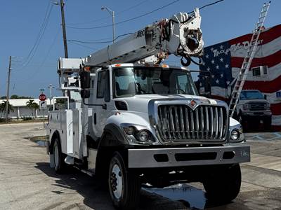 2017 INTERNATIONAL WORKSTAR 7300 EQUIPPED W/ ALTEC DM47-TR DIGGER DERRICK, 47' SHEAVE HEIGHT, 18" AUGER, 23,790 LBS CAPACITY, CUMMINS POWER