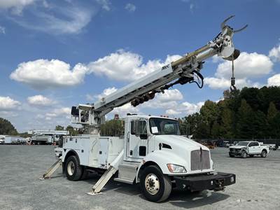 2015 Kenworth T370 Tracked Digger Derrick - Altec DM47B Digger Derrick