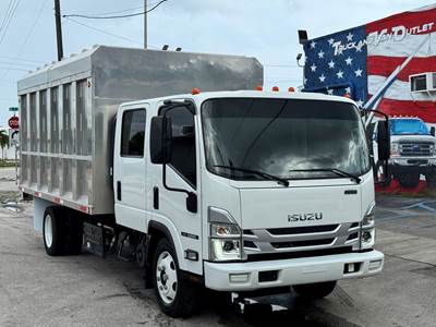 2023 Isuzu NRR Crew Cab Chipper Dump / Low Miles / 14' Body / Diesel