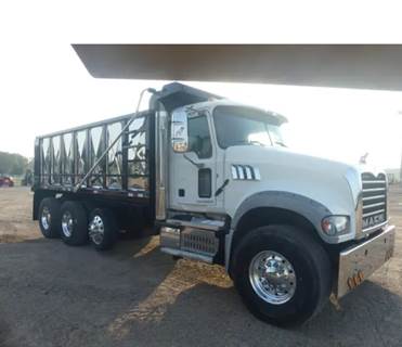 2016 MACK GU713 TRI-AXLE DUMP TRUCK, MP7 ENGINE, 9 + LO + LO-LO TRANS