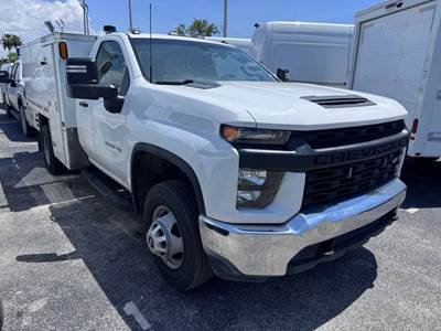 2021 CHEVY SILVERADO 3500HD EQUIPPED W/ 10' FEC VIKING TIRE SERVICE BODY, AIR COMPRESSOR, LIFTGATE, 1-OWNER