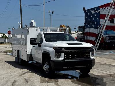 2022 CHEVY SILVERADO 3500HD EQUIPPED W/ FEC GLADIATOR 12' TIRE SERVICE BODY, 2,000 LBS LIFTGATE, EXTRA CLEAN
