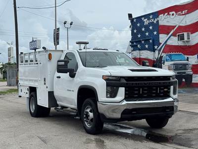 2021 CHEVY SILVERADO 3500HD EQUIPPED W/ 10' FEC VIKING TIRE SERVICE BODY, AIR COMPRESSOR, LIFTGATE, 1-OWNER