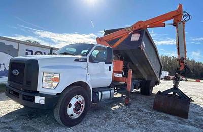 2017 FORD F-750SD EQUIPPED W/ PETERSEN LIGHTNING TL3 GRAPPLE LOADER, 25 CUBIC YARD DUMP BODY, CLEAN CARFAX