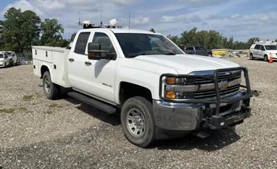2018 CHEVY SILVERADO 3500HD UTILITY TRUCK, 117K, 4X4, 4 DOORS, 6.0L V8, KNAPHEIDE SERVICE BODY, CLEAN CARFAX