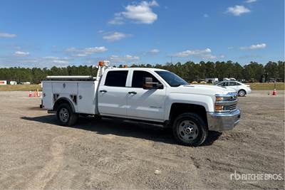 2018 Chevrolet Silverado 2500HD Crew Cab Mechanic / Service Truck - Reading CLST98SW40 Service Utility Truck Body
