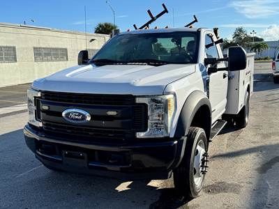 2019 Ford F-450 Super Duty Chassis Cab XL - Photo 6