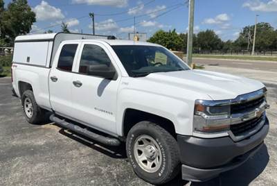 2019 CHEVY SILVERADO 1500 LD DOUBLE CAB, ARE ALUMINUM CAMPER, DESIRABLE 5.3L ECOTEC3 POWER, XTRA CLEAN