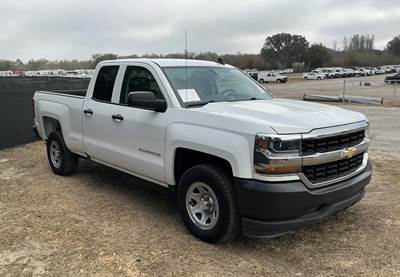 2019 CHEVROLET SILVERADO 1500, DOUBLE CAB, 4.3L V6, 4 DOORS, 4X4, CLEAN CARFAX, FLEET MAINTAINED