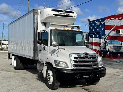 *** NON-CDL *** 2018 HINO 268 REFRIGERATED TRUCK, THERMO KING T-880R STANDALONE UNIT REEFER W/ ELECTRIC STANDBY, 24' MORGAN INSULATED BODY