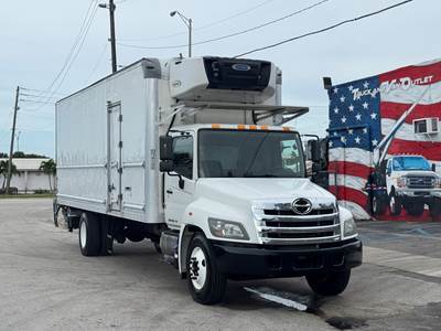 *** NON-CDL *** 2020 HINO 268 26' REFRIGERATED TRUCK, CARRIER SUPRA 860 W/ ELECTRIC STANDBY, 179K MILES, 1-OWNER