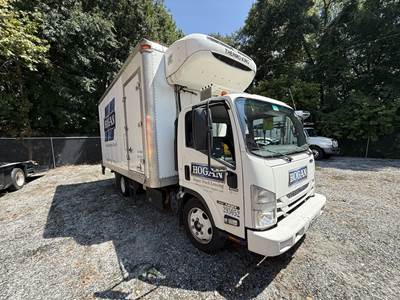 2019 ISUZU NRR 16' REFRIGERATED TRUCK W/ LIFTGATE, THERMO-KING T-690 MAX REEFER, LOW MILES, 1-OWNER