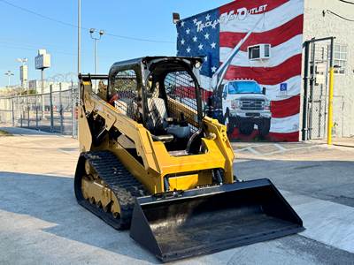 2022 Caterpillar 259D3 Two-Speed Compact Track Skid Loader-Joystick Steering, 72" Bucket