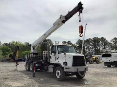 Altec AC18-70R-HL Telescopic Crane Truck-Mounted Boom / Crane - on  2015 Freightliner 108SD